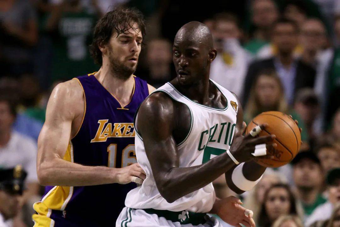 国际赛事中 国际赛事中