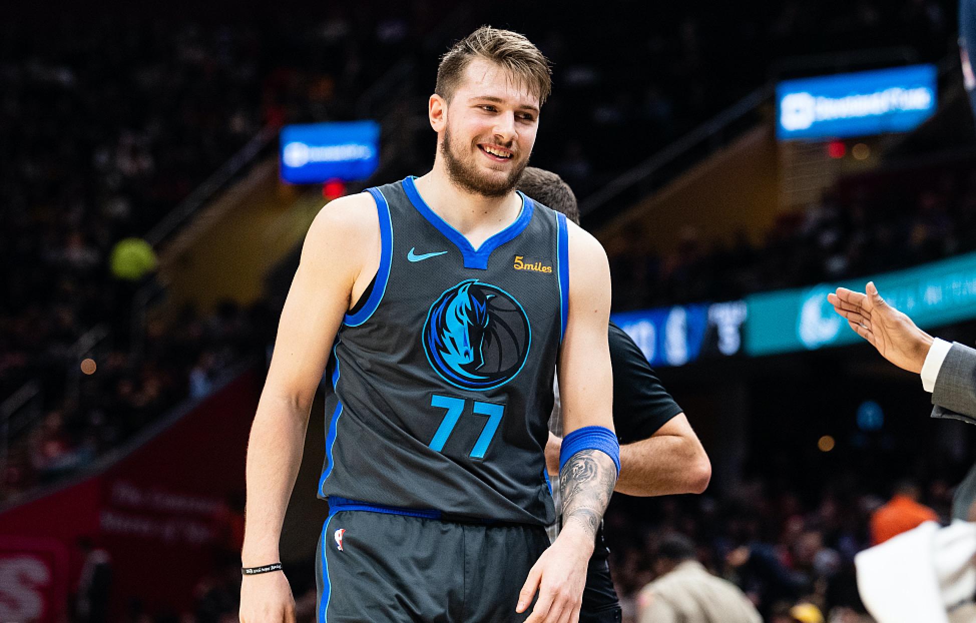 沙达内的乌 沙达内的乌